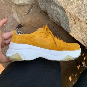 Platform Running‎ Shoes Suede Mustard Yellow Leopard Print Sneaker Womens Size 8